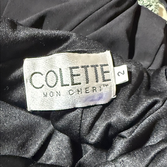 Elegant Black Lace Halter Dress - Picture 5 of 5